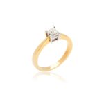 18ct yellow gold princess cut diamond solitaire ring