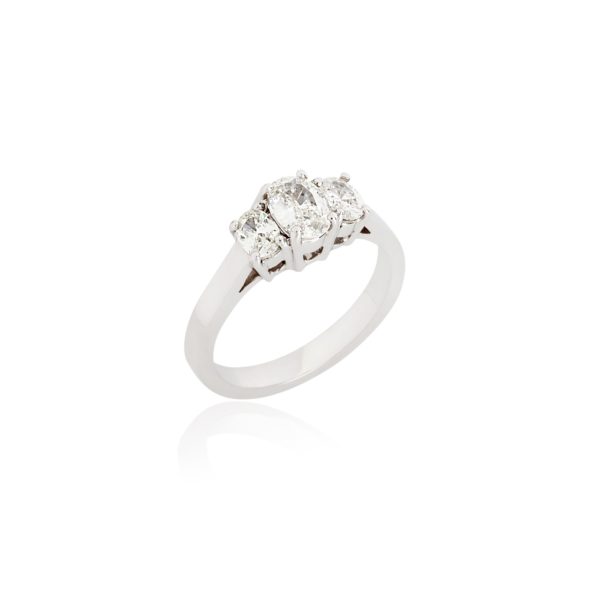 18ct white gold oval cut diamond 3 stone ring