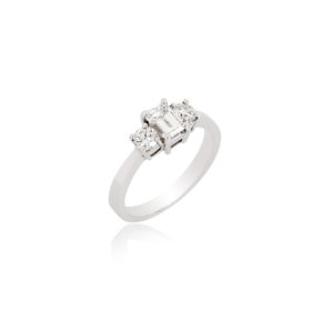 18ct White gold emerald cut & brilliant cut diamond 3 stone ring