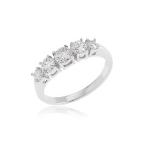 18ct White gold brilliant cut 5 stone diamond ring
