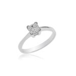 Platinum princess cut diamond ring