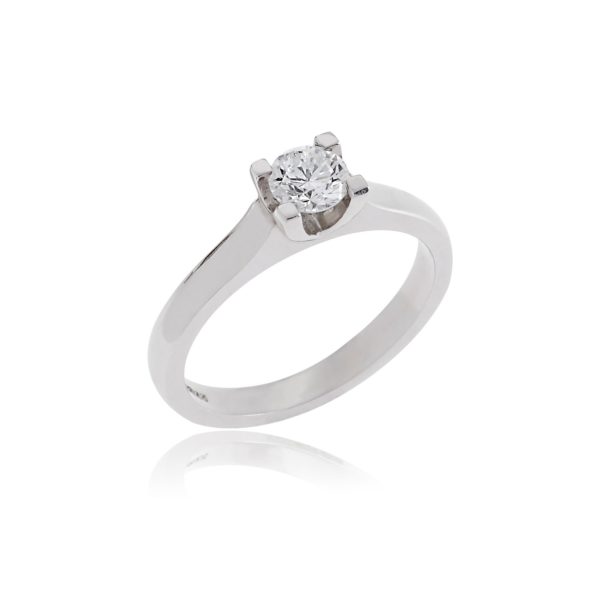 Platinum brilliant cut diamond ring