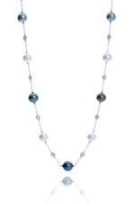 18ct White Gold Akoya and Tahiti Pearl chain and diamond necklet.