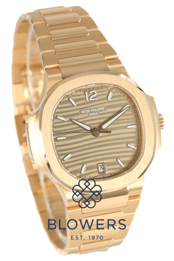 Patek Philippe Nautilus 7118/1R-010