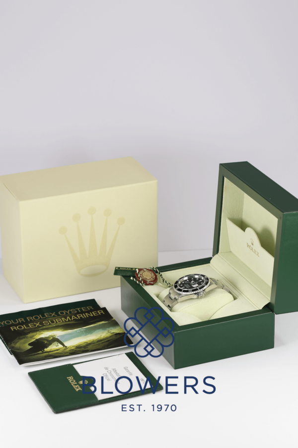 Rolex Oyster Perpetual Submariner Date 16610