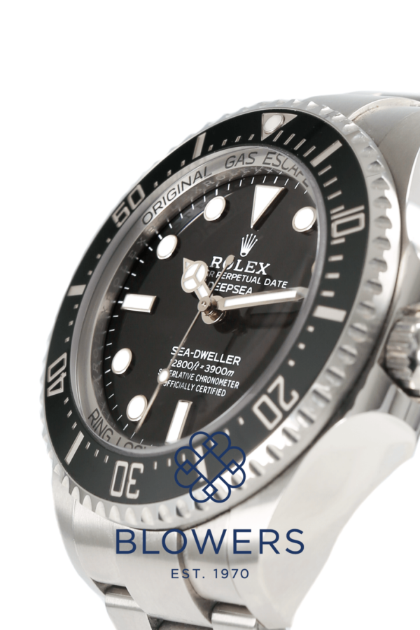 Rolex Sea-Dweller Deepsea 136660.