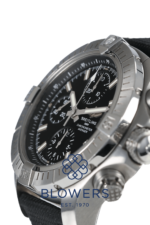 Breitling Avenger Chronograph A13385