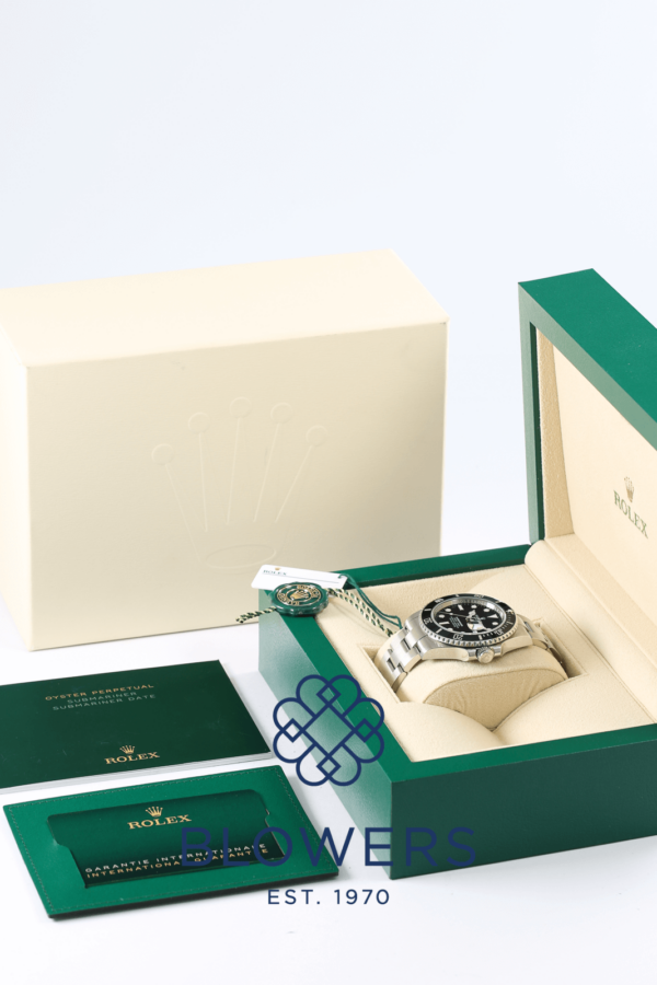 Rolex Oyster Perpetual Submariner Date 126610LN.