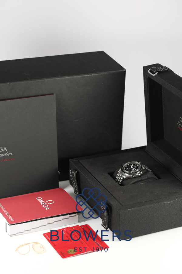 Omega Speedmaster Moon Watch 310.30.42.50.01.002