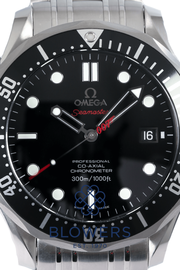 Omega Seamaster Professional 007 212.30.41.20.01.001