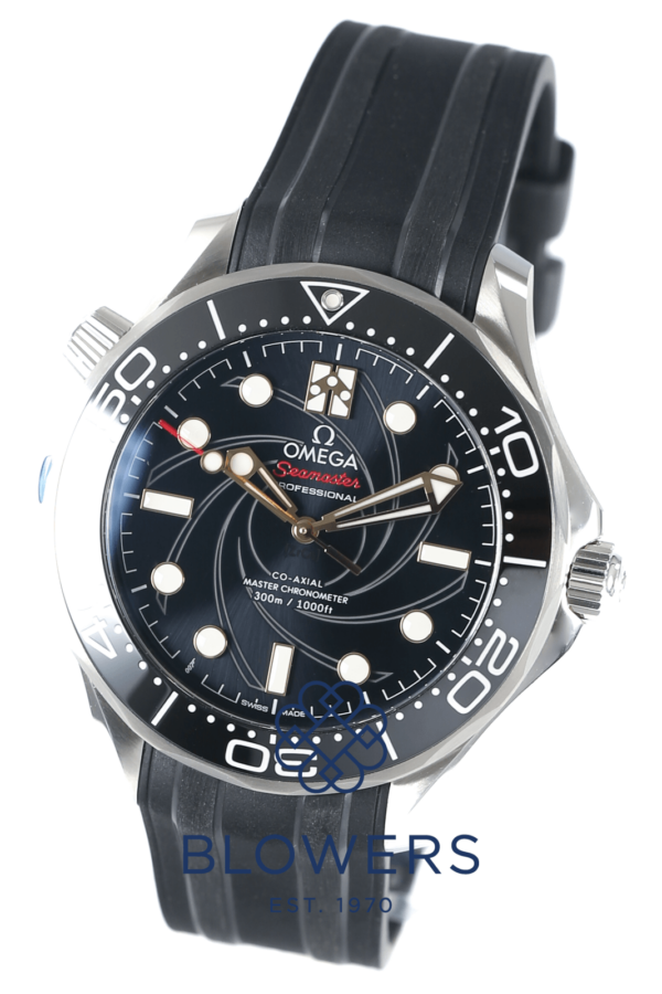 Omega Seamaster Diver James Bond 2 Watch Set 210.62.42.20.01.001 & 210.22.42.20.01.003