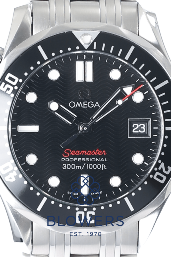 Omega Seamaster Professional Diver 300m mid-size 212.30.36.61.01.001