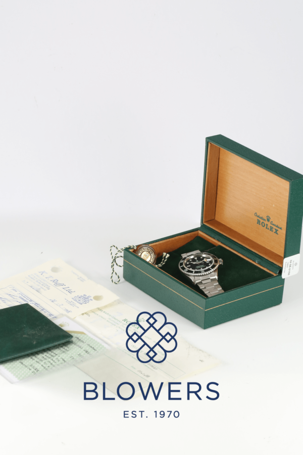 Rolex Oyster Perpetual Submariner Date 16800