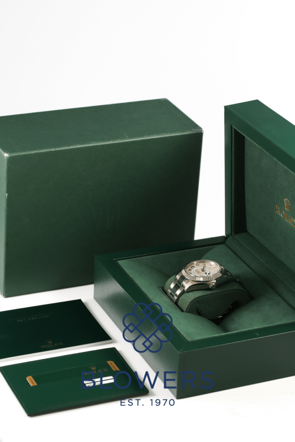 Rolex Oyster Perpetual Sky-Dweller 326939