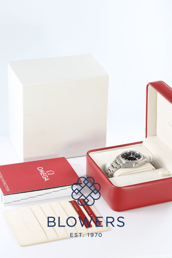 Omega Seamaster Aqua Terra Annual Calendar. 231.10.43.22.01.002