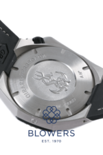 Girard Perregaux Sea Hawk 49960-11-131-FK6A