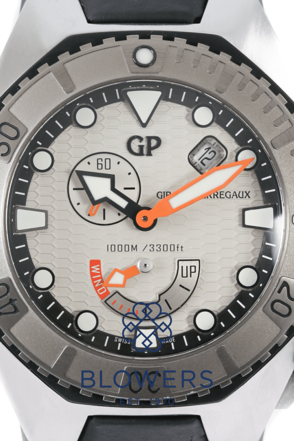 Girard Perregaux Sea Hawk 49960-11-131-FK6A